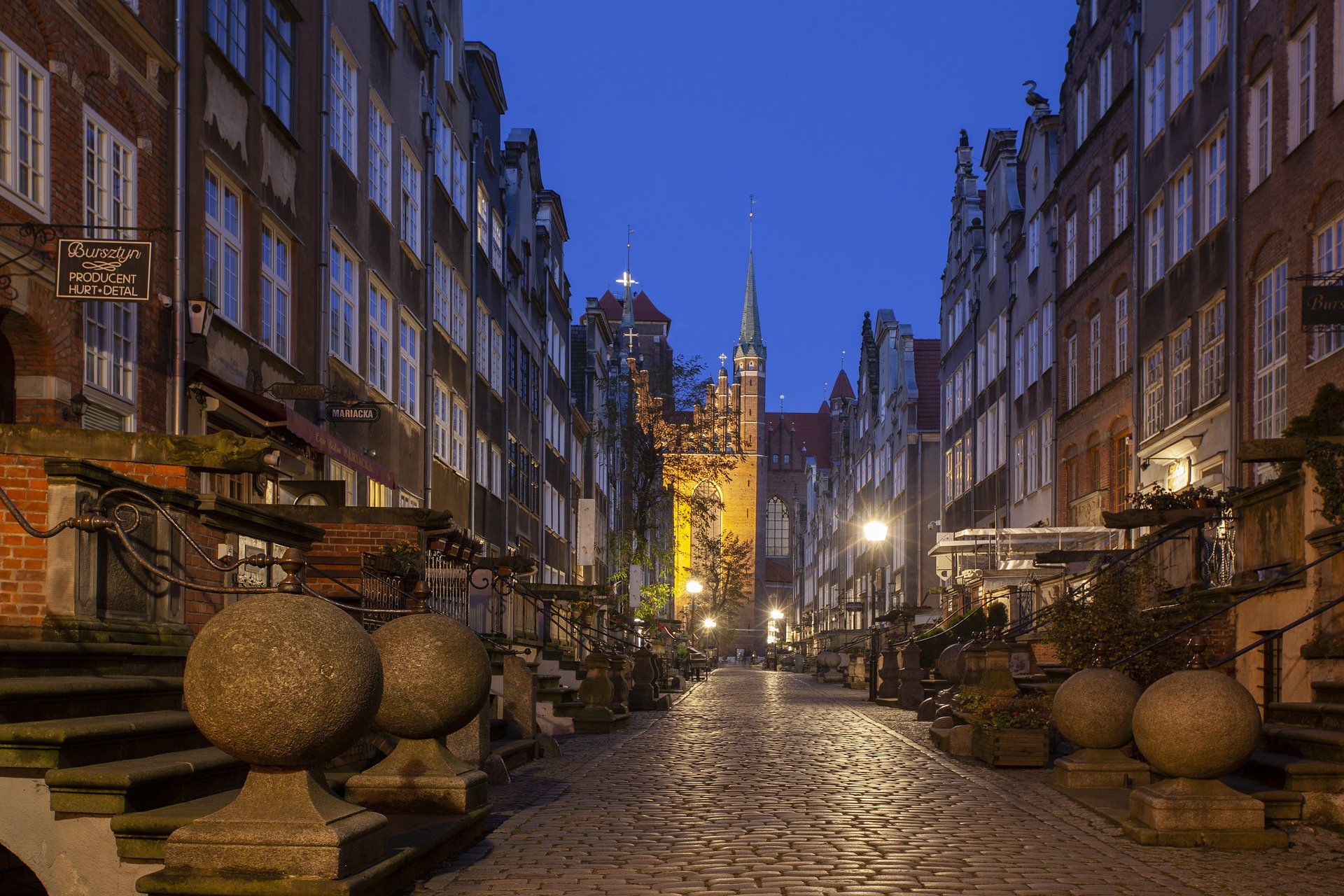 mariacka-street.jpg